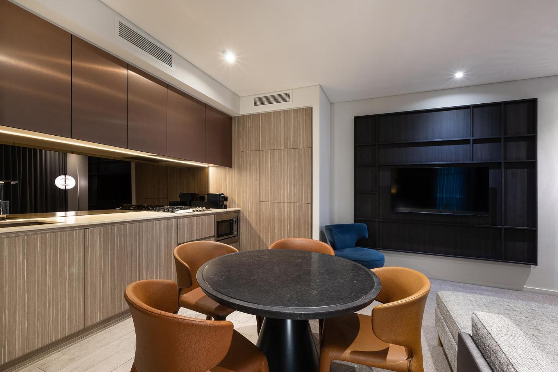 Hotel One Global Square