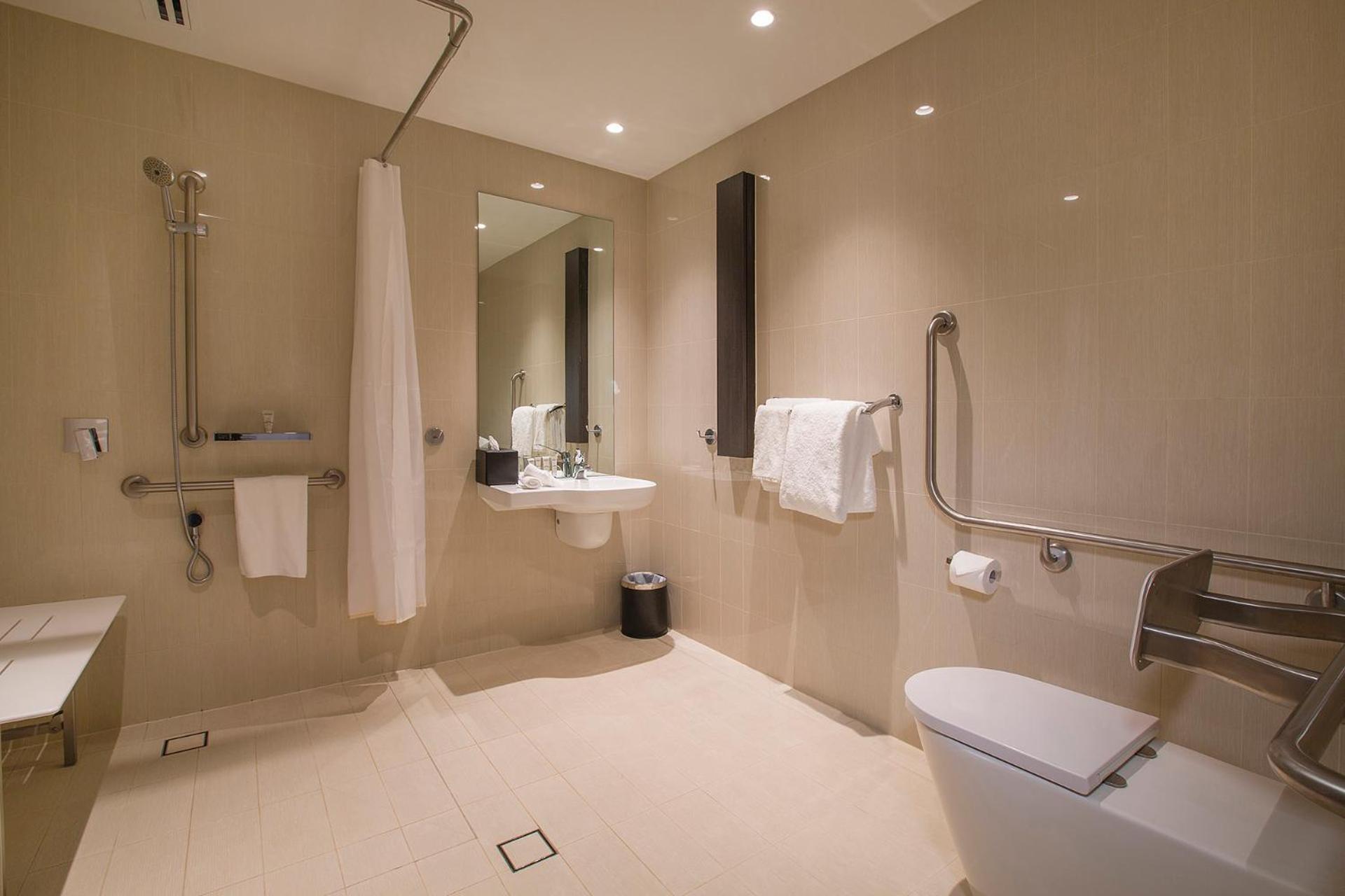 One Global Square Hotel 5*